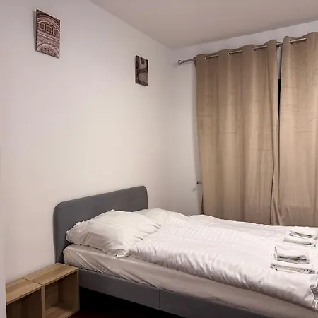 T&k - 8 Detached House - 6 Min To Messe Dus - Private Parking