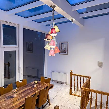 T&k - 8 Detached House - 6 Min To Messe Dus - Private Parking